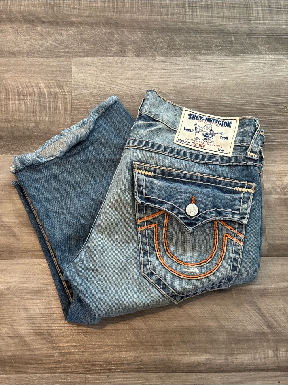 True Religion womenβs denim Bermuda shorts size 31 new without tags!